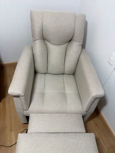 Poltrona do Papai Cayman Reclinável em Linho Bege