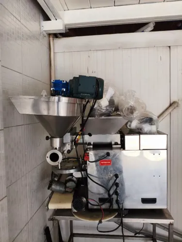 Máquina de fazer salgados