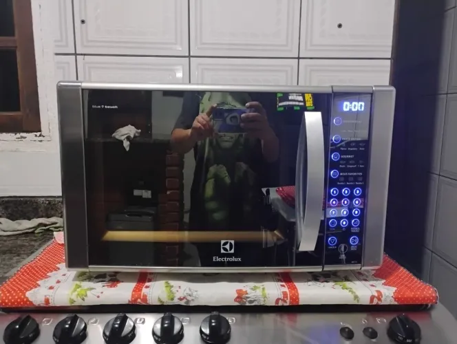 Microondas Electrolux 31 litros inox espelhado