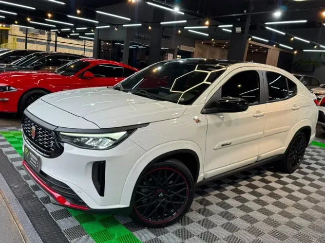 Fiat Fastback Abarth Turbo Flex 1.3 Aut. 2025