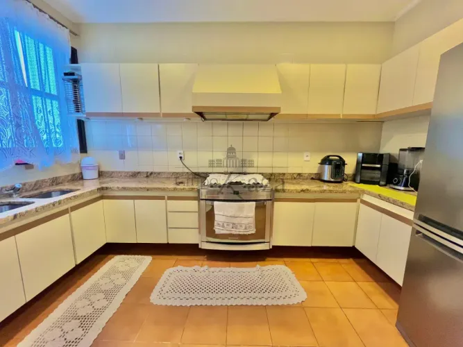 Apartamento - Jardim Bela Vista - 4 Dormitórios - 260m².