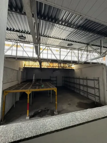 IMÓVEL COMERCIAL - PARA LOCACAO! GALPÃO DE 450m EM OLARIA