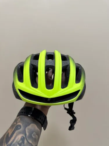 Capacete Specialized prevail ll semi novo sem Mips TAM M