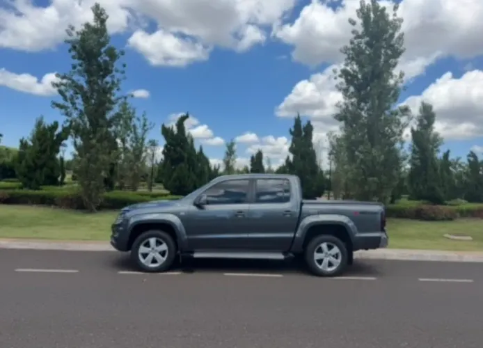 Volkswagen Amarok High.cd 2.0 16V TDI 4X4 Dies. AUT 2017