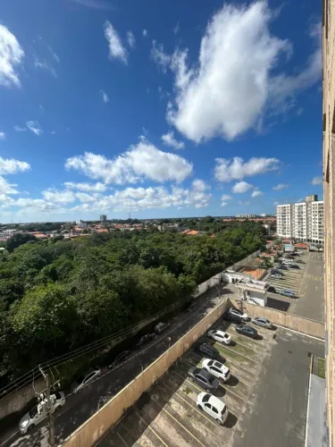 VENDA - CONDOMÍNIO DEL FIORE andar alto 