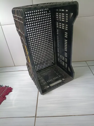 Caixa plástica de verdura 
