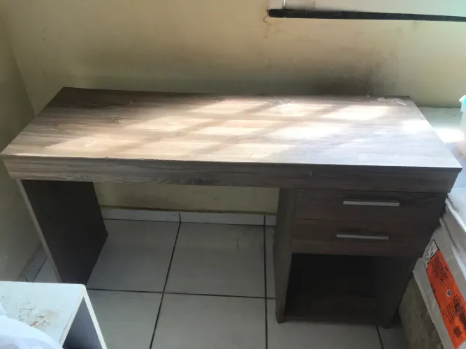 Escrivaninha mdf 2 gavetas