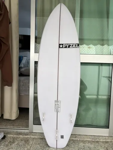 Vendo prancha Pyzel Red Tiger  5'8  26,30 L 19" x 2 1/4"  