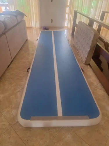 Tapete inflável de ginástica 