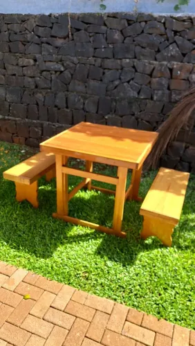 Mesa madeira maciça