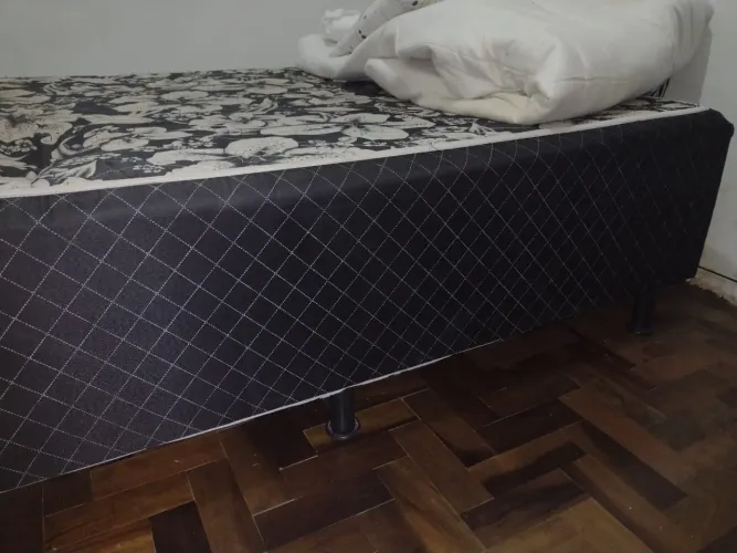 Cama box