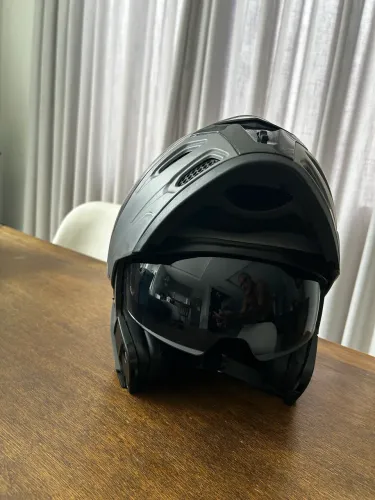 Capacete Lucca Escamoteável