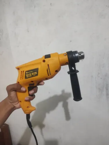 Furadeira elétrica
