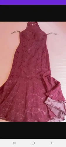 Vestido de festa marsala ( Tamanho M) em renda