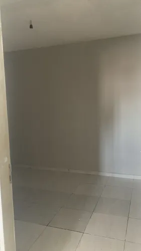 Aluga-se Kitnet no Bairro de Cidade Nova.