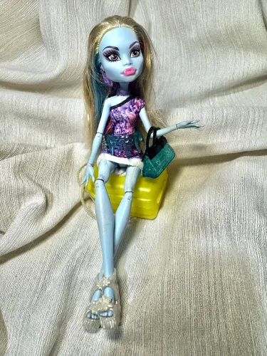 Boneca Abbey Bominable Scaris