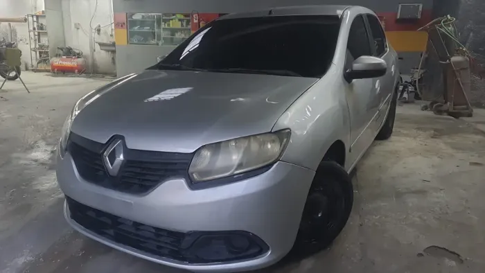 Renault Logan Expression Hi-flex 1.6 8V 4P 2015