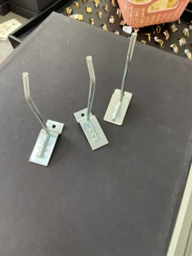 Gancho para painel filetado