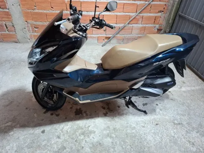 Honda PCX 160 DLX Azul - 9500KM (ÚNICO DONO)