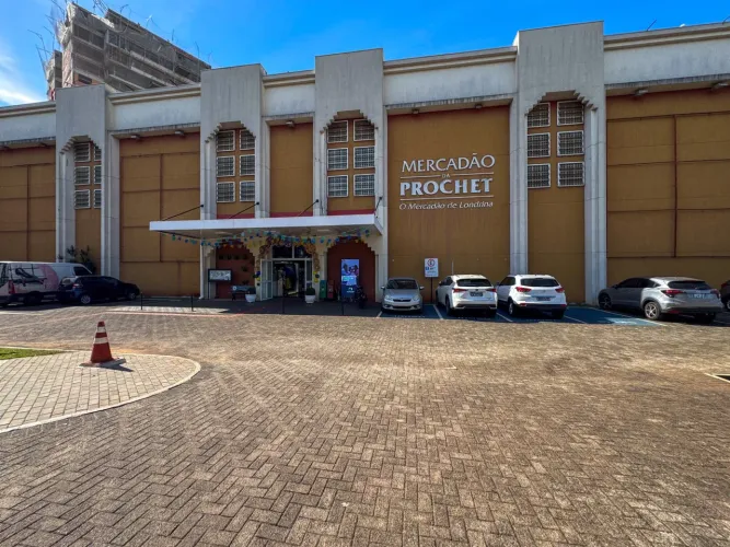 Loja comercial à venda no Mercado da Prochet, Londrina