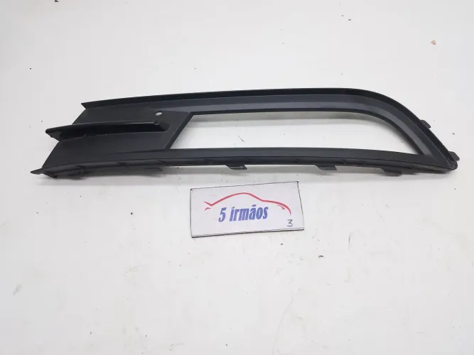 Moldura Farol Milha Esquerdo Vw Passat Tsi 2.0 2018 / 2019 Esquerdo