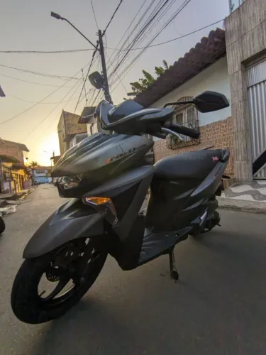 Vendo moto neo 125 ,única dona