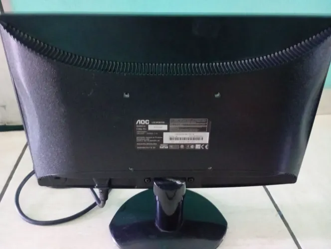 Monitor AOC 180