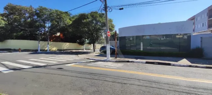 Salão à venda e para alugar em Campinas, Jardim García, com 140 m²