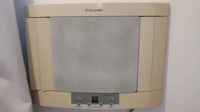 Ar-Condicionado Electrolux Maximus 7.500 BTUs 110V