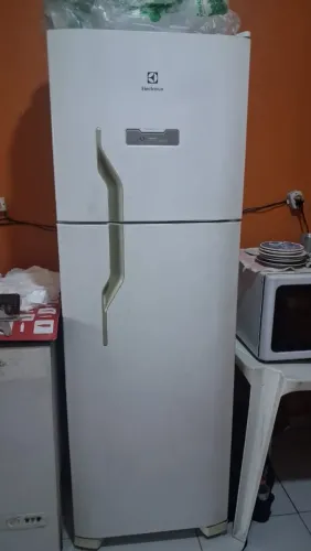 Geladeira duplex com defeito