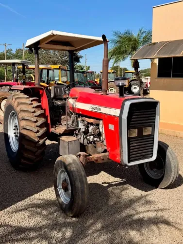 Trator Massey Ferguson 275