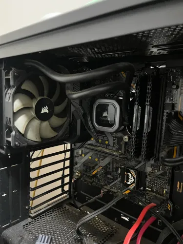 kit i7 9700kf + b360m plus asus tuf + 16gb ram ddr4 + water cooler corsair