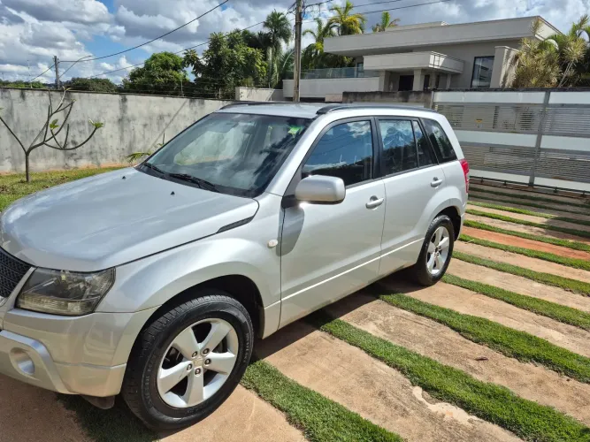 Suzuki Grand Vitara 2.0 16V 4x2/4x4 5P Mec. 2012