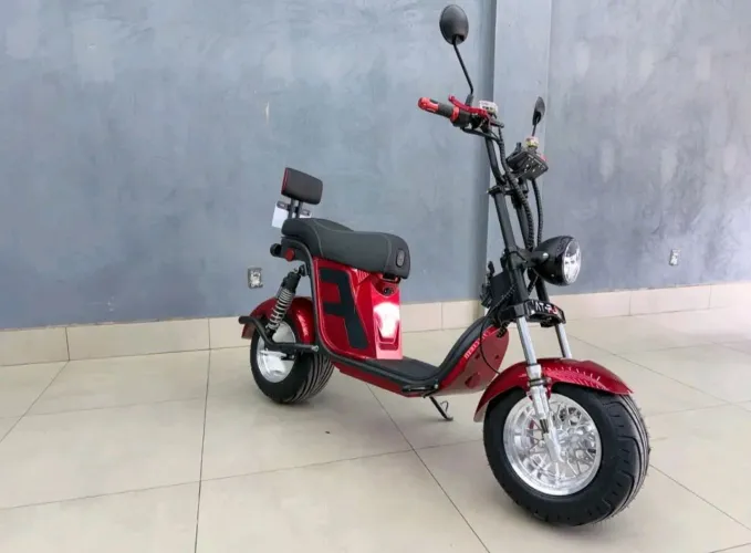 Scooter X18 em Estado de Novo