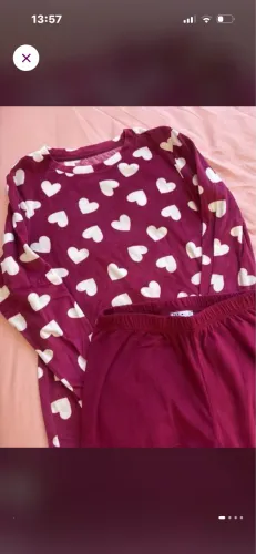 Pijama felpudo rosa de coração