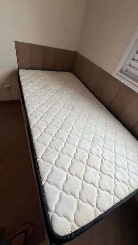 Cama solteirão 