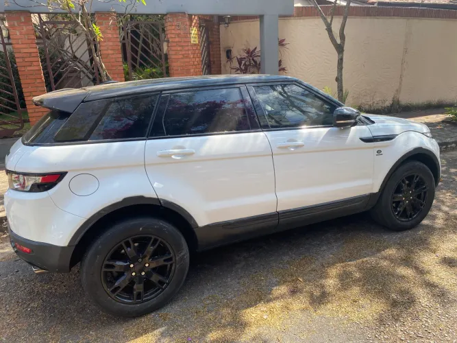 Land Rover Range Rover Evoque Pure Tech 2.0 Aut. 5P 2013