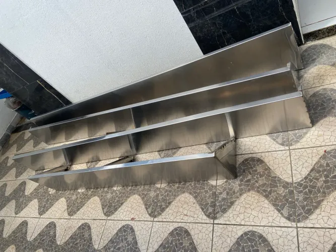 Prateleiras inox