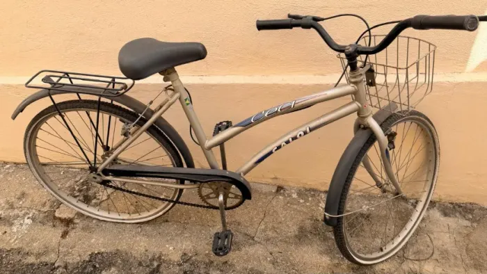 Vendo Raridade Bicicleta Retrô Vintage Estilo Caloi Ceci Antiga Cestinha  