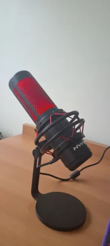 Microfone HyperX Quadcast - Excelente Estado