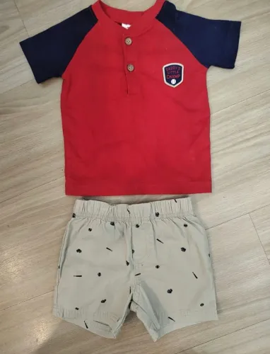 Conjunto bermuda e camiseta Carter's 12 meses