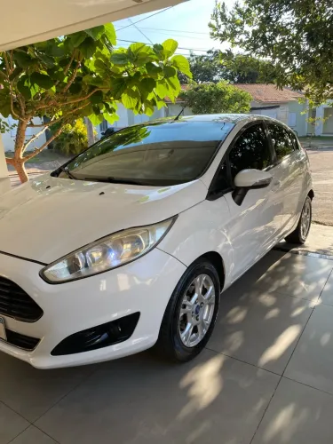 Ford Fiesta 1.5 16V Flex Mec. 5P 2015