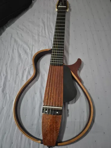 Violão Yamaha