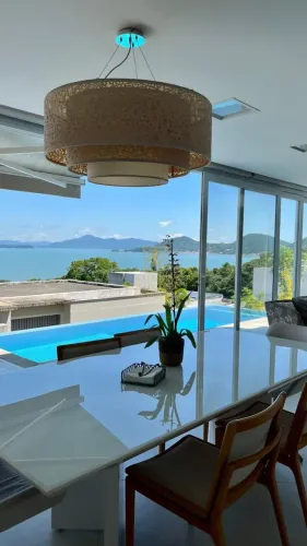 CASA condomínio cacupe