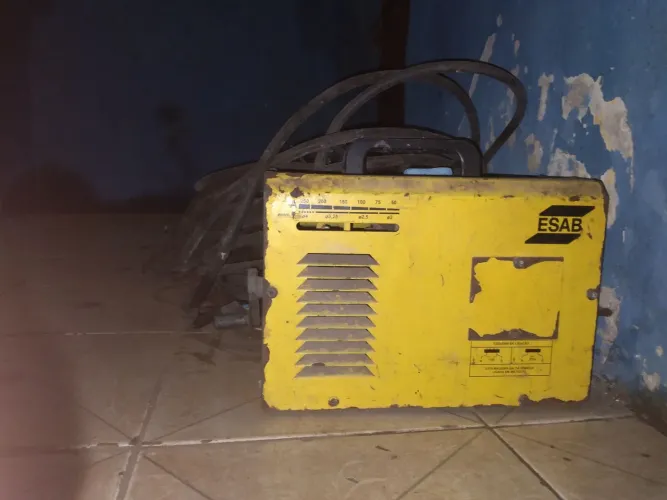 Vendo máquina de solda