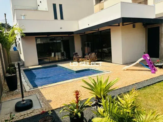 Casa com 3 dormitórios à venda, 230 m² por R$ 1.265.000,00 - Daniel Fonseca - Uberlândia/M