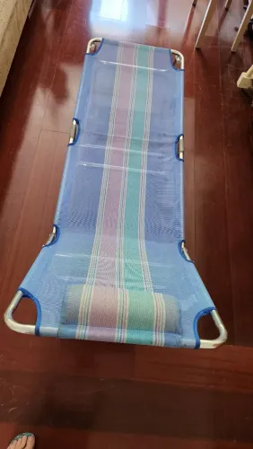 ESPREGUIÇADEIRA DE PRAIA
