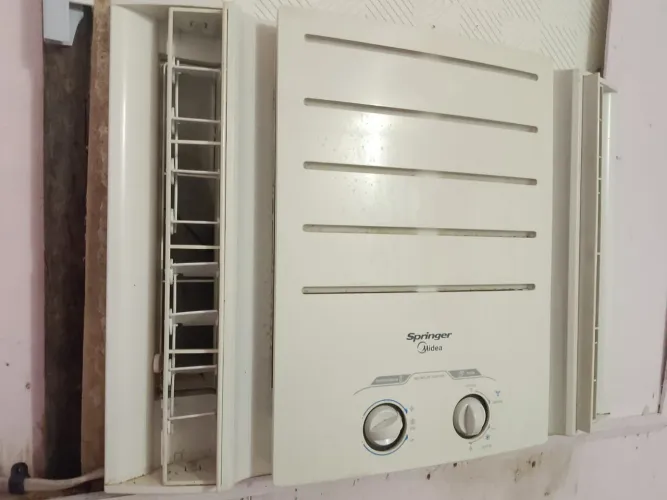 Arcondicionado de janela Springer Midea 10mil BTU 127 volts