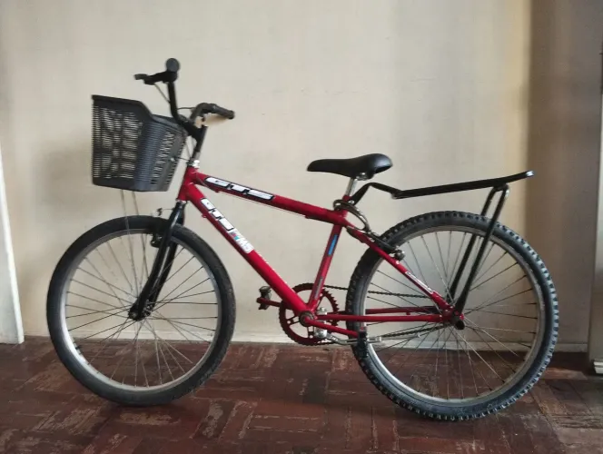 Bicicleta aro 24 *nova* em perfeito estado