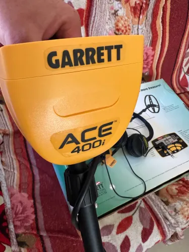 Detector de metais Garrett Ace 400i